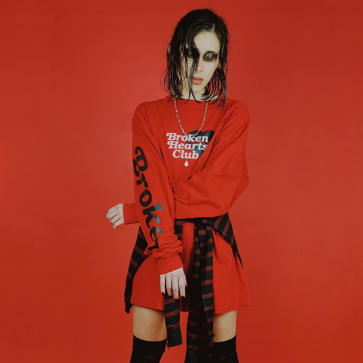 Skulls Clothing Co. - Broken Heart Club Roja Manga Larga